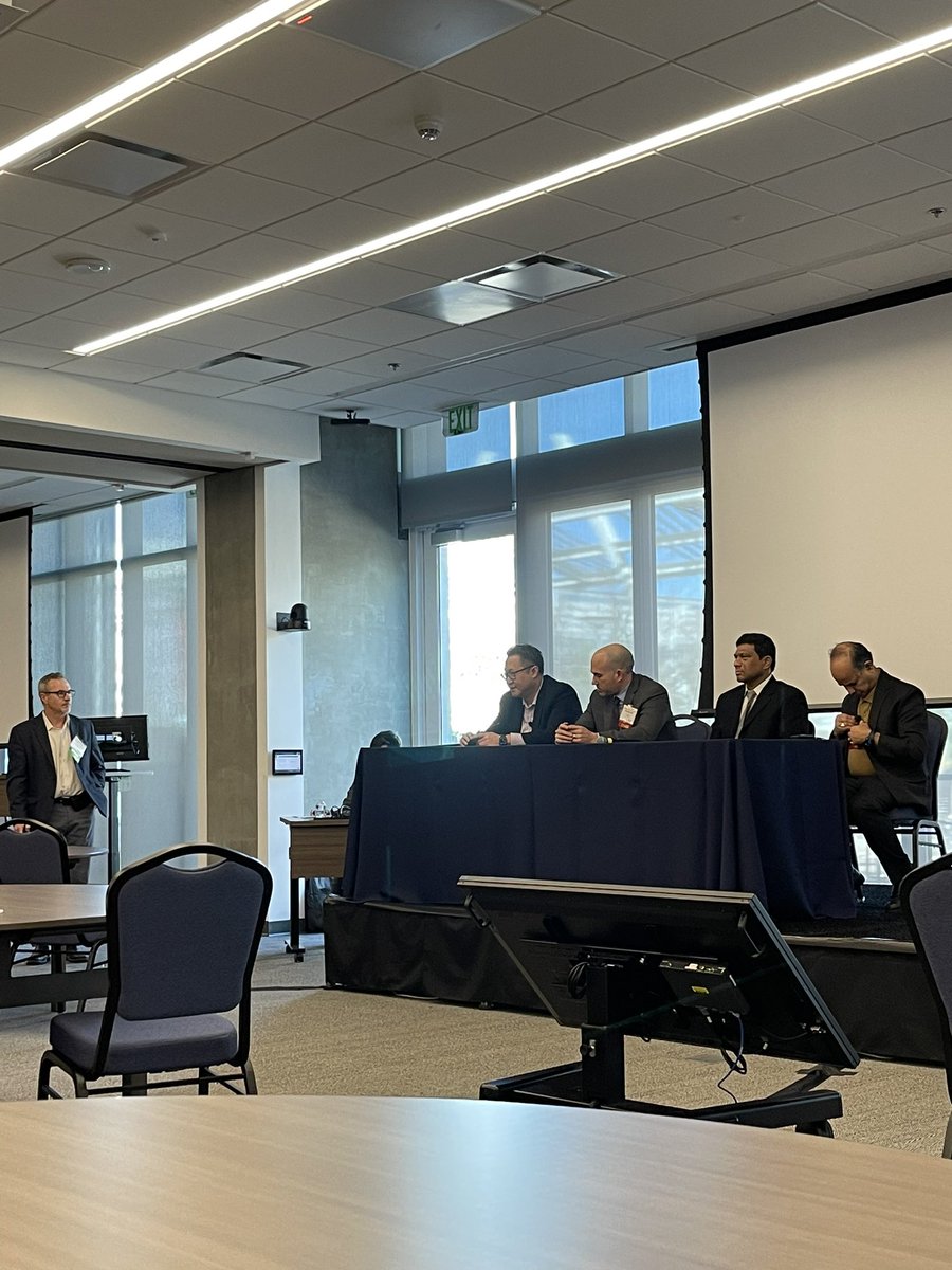 Han Zhang (@hanzhangmd) on Twitter photo Great talks on screening and management of Barrett’s esophagus from <a href="/AllonKahn/">Allon Kahn, MD</a>, <a href="/AndrewWangMD/">Andrew Wang, MD</a>, Dr. Das, and Dr. Reddymasu at the Creighton Esophageal Course!! 👏👏👏 Great talks on screening and management of Barrett’s esophagus from <a href="/AllonKahn/">Allon Kahn, MD</a>, <a href="/AndrewWangMD/">Andrew Wang, MD</a>, Dr. Das, and Dr. Reddymasu at the Creighton Esophageal Course!! 👏👏👏