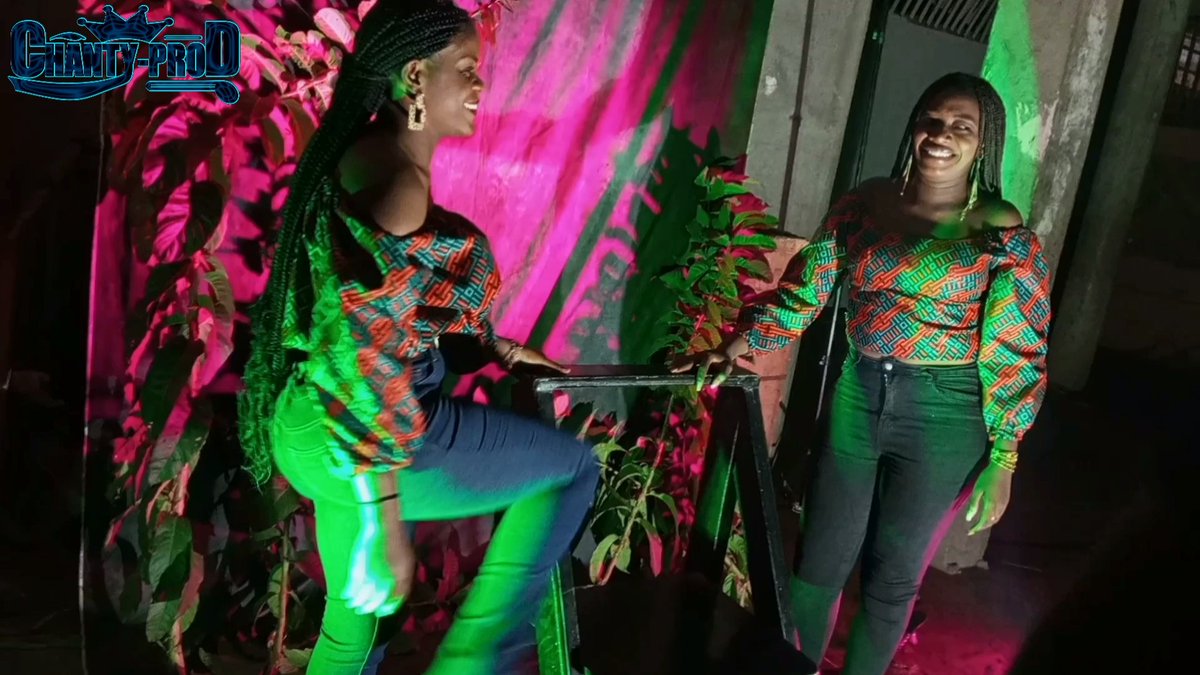 ChantyProd's tweet photo. Le MAKING OF de TEMPS EZA TE est maintenant dispo sur YouTube ici►https://t.co/X6OKVh2e5C 🌹
--
© 2023 CHANTY PROD 🎼🎙️ https://t.co/1mhpuoKWBT