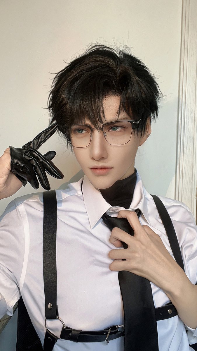CoserKilory's tweet photo. #萧逸 #cosplayer #光与夜之恋 https://t.co/T738Ro78ci