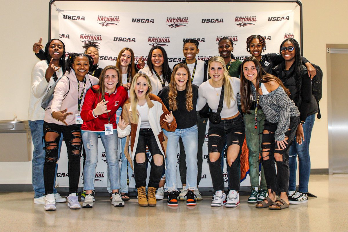 muh_wbb's tweet photo. Your Lady Harriers have arrived in Virginia and are ready to kick off @USCAA Nationals week! https://t.co/qCwtt3tOgM