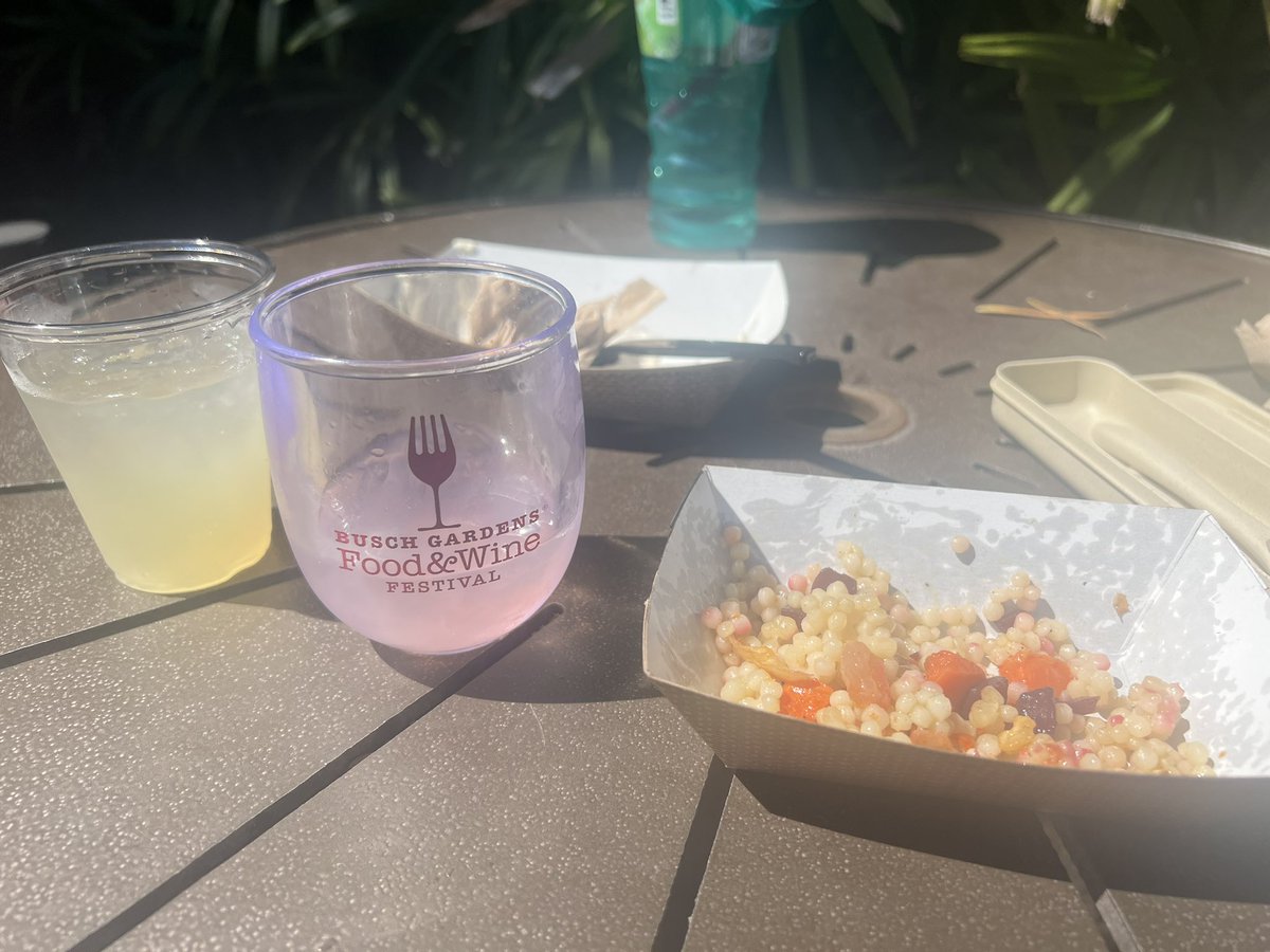 SAMpleme1984's tweet photo. Hey @BuschGardens we’re here!!!!!!! #CorksAndCoasters #FoodAndWine #IWantToTryItAll. https://t.co/CEs0GAPh4P