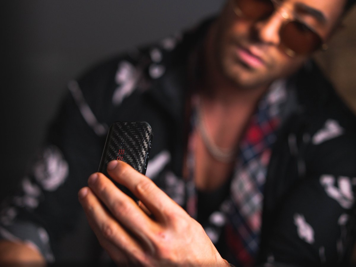 DaVinciVape's tweet photo. According to @Herb we're designing small devices that start big conversations β‘οΈ Read the Full Article :: https://t.co/POF8K96WSh
.
.
.
#Herb #DaVinci #RaiseYourIQ #accessories #CleanFirstTech #bestvape #DAVINCI #DAVINCIvape #vaporizer #innovation #hightech https://t.co/EmGLuxkJvO