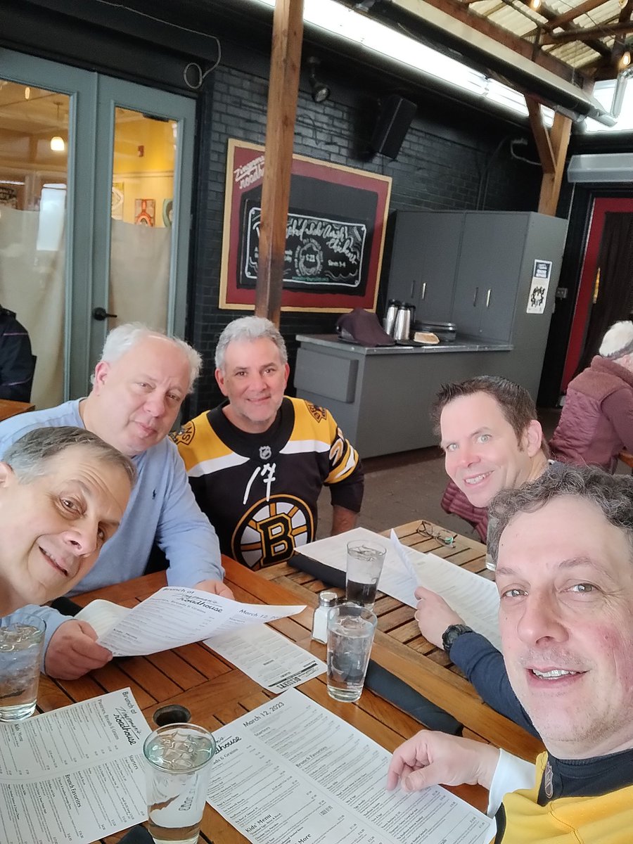 HBalter's tweet image. Dream Trip XXX. Game 3. Go Bruins!!!