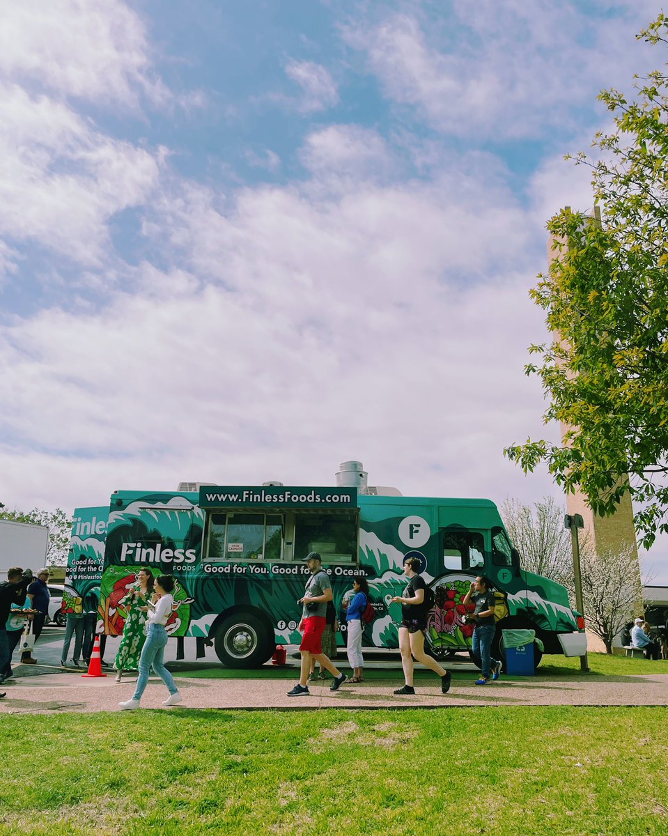Finless Foods (@finlessfoods) on Twitter photo Hello <a href="/HustonTillotson/">Huston-Tillotson</a> 👋
We’re here until 2pm serving up our plant-based tuna! Find us outside the Science Building. Hello <a href="/HustonTillotson/">Huston-Tillotson</a> 👋
We’re here until 2pm serving up our plant-based tuna! Find us outside the Science Building.