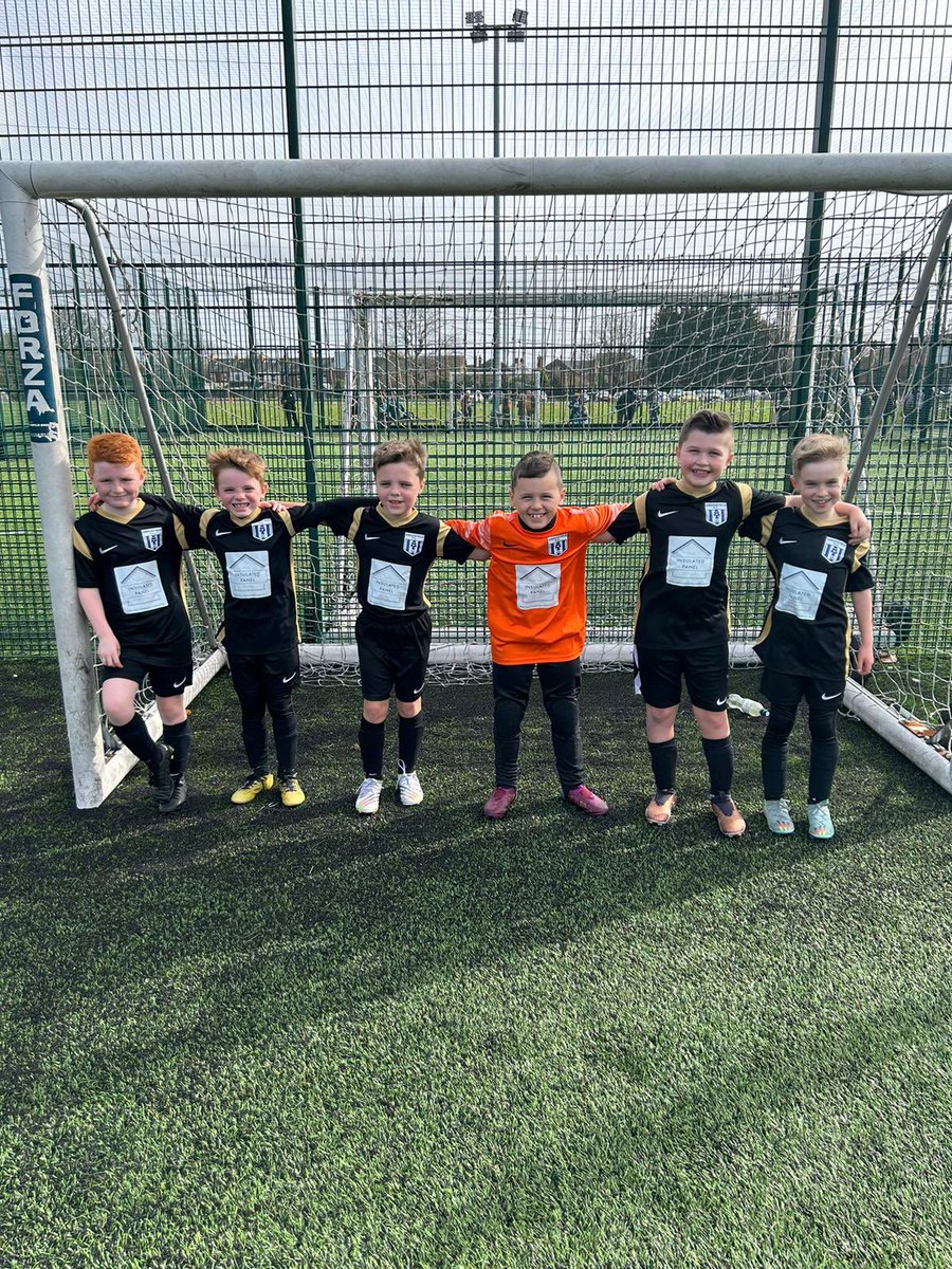 emajones21's tweet photo. @GFC_Youth17 @GFCYouth_U8_U7s @greenfieldfcU9s @Greenfieldfc https://t.co/cBbdJlmUSv