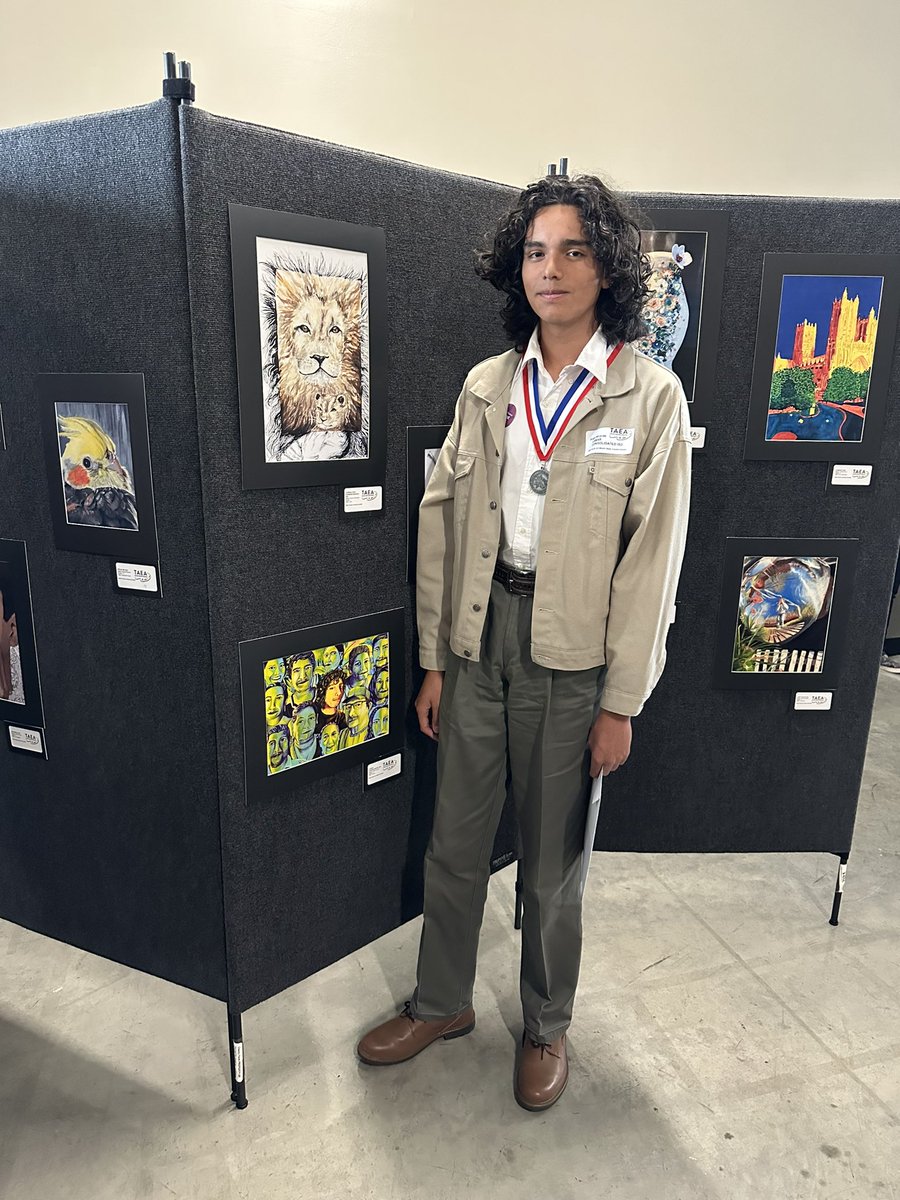 Terry_Rangers's tweet photo. Terry HS freshman, Angel Miranda, was recognized Sunday morning at the @TxArtsEd Youth Art Month Exhibition Reception in Austin, Texas: Miranda’s art teacher, Ms. Hansen, Principal @BKRoberson2, and Area Supt. @WayneMorren was in attendance to honor him. #txYAM23 @LamarCISD https://t.co/EqO1MzHC3H