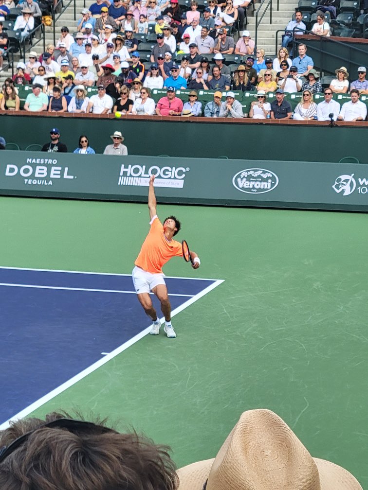 First1Break's tweet photo. We’ve been busy supporting our 🇺🇸’s in Tennis Paradise! Which match-ups are you looking forward to watching today? 🌴🎾 @BNPPARIBASOPEN 

#TennisParadise #BNPParibasOpen #FirstBreakAcademy https://t.co/lr8c4Earn9