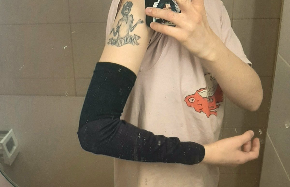 личный дневник олегалоха 🐺 tweet media