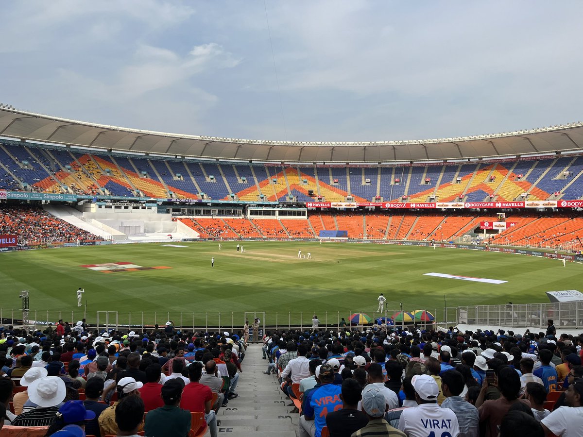 Ammar_Memon's tweet photo. Witnessed a King Kohli master class today! 👑 💯 

#Kingkohli  #GOAT #INDvsAUS #BGT2023 #Virat #ViratKohli 
@mufaddal_vohra @CricCrazyJohns @awkdipti @CricCrazyVeena @iShivani_Shukla @4sacinom @Puneite_  @i_nnb https://t.co/pe76RPCumS