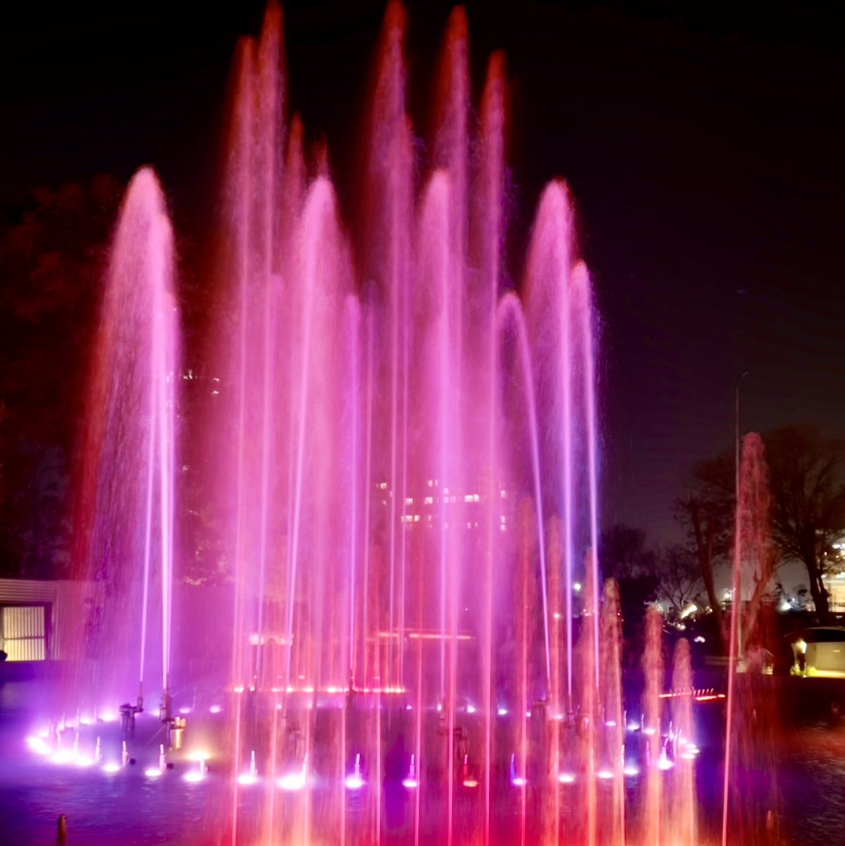ClubIslamabad's tweet photo. Photos taken with iPhone, tripod and remote shutter release https://t.co/bZtkZtG8Hb