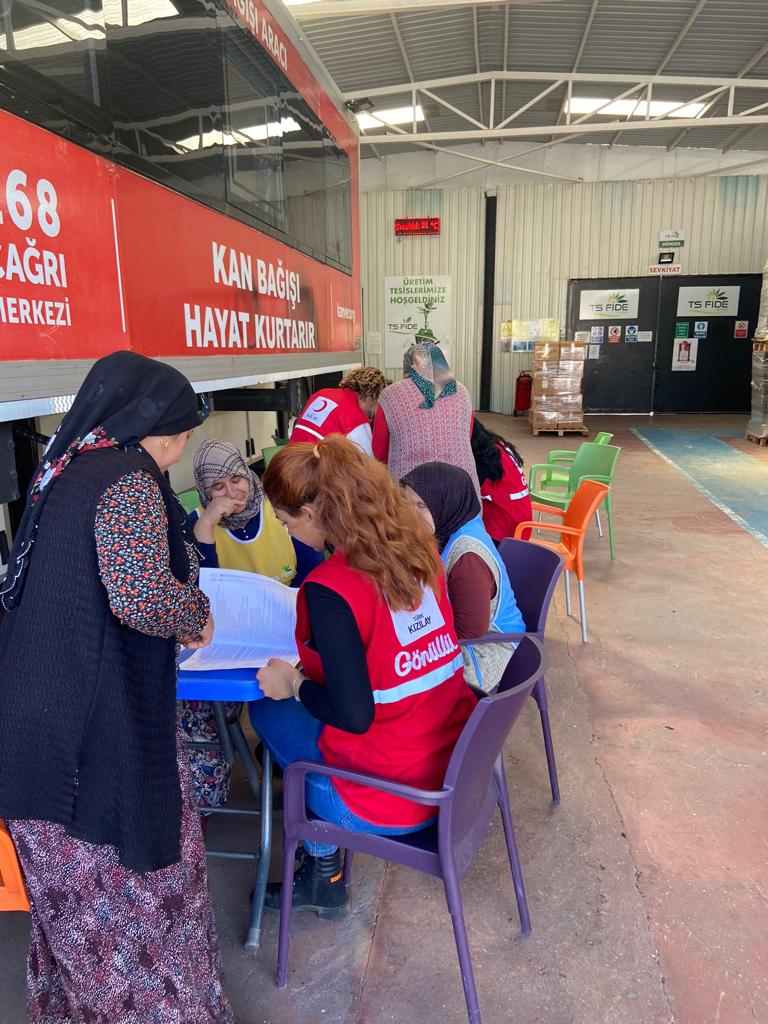 Kan bağışı hayat kurtarır 🩸
1 ünite kan bağışı ile 3 cana hayat olabilirsiniz 🙏🌙
<a href="/Kizilay/">Türk Kızılay</a>
<a href="/drkerem/">Kerem Kınık</a>
<a href="/avesraozkoc/">ESRA ÖZKOÇ</a>
<a href="/dr_ialtan/">Dr. İbrahim ALTAN</a>
<a href="/nurdaldurmus/">Nurdal Durmuş</a> 
@ibrahimizgi 
<a href="/KizilayKadin/">Türk Kızılay Kadın</a> 
<a href="/semraaydin06/">Semra Aydın</a> 
<a href="/AntalyaBKM/">Türk Kızılay Batı Akdeniz Bölge Kan Merkezi</a>