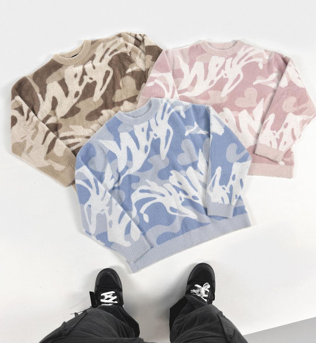 vetmamagazine's tweet photo. 🚨 RESTOCK COLORFUL FLUFFY SOON - @weyzclothing

Restock prévu pour le mois de mars. https://t.co/k36KEmDY3E