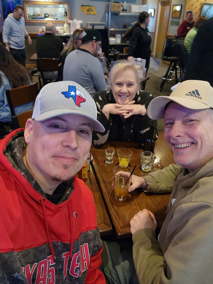 Kelly K9 🌵 on Twitter "Brunch with my Pops & Step Mom! What's brunch