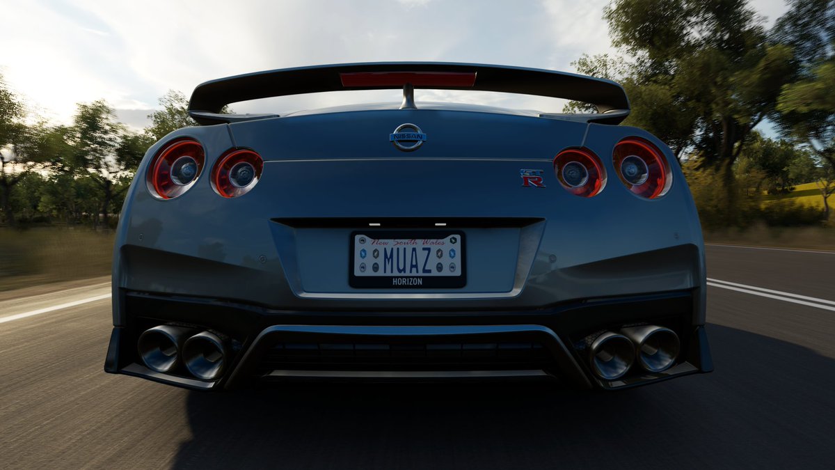 MuazQamar16's tweet photo. Nissan GT-R looks beautiful 😍❤️☺️
#ForzaHorizon1 #ForzaHorizon2 #ForzaHorizon3 #ForzaHorizon4 #ForzaHorizon5 @WeArePlayground #XboxGameStudios #Xbox #XboxSeriesX #VirtualPhotography https://t.co/se6iXIeOhU