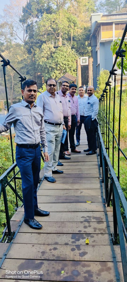 Jitu_Bora1's tweet photo. Finally over two days conference #Kerela such a beautiful and luxury resort #VythiriVillageResort*****  But Assam is always best #corporatelife Missing my home ✈️✈️✈️ https://t.co/m2JVMhH1bN