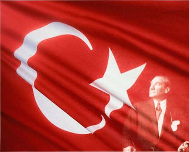 Problemli adamlara öğretelim…
#türkbayrağı
#Atatürk