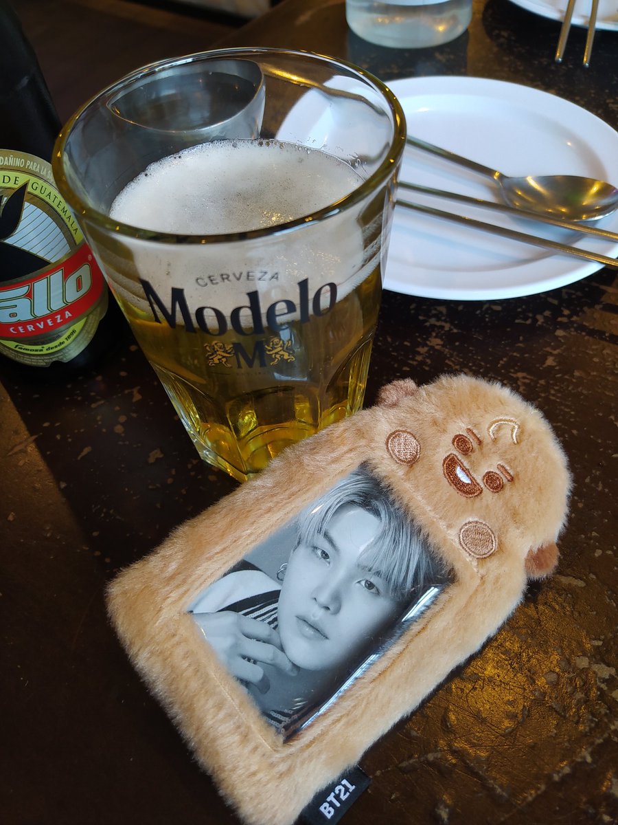 princesaborahae's tweet photo. algo tarde pero querΓa decir...a tu salud mi rey πΊπ». I went out to celebrate his birthday and since it's already summer, I decided to get kongguksu (Yoongi's favorite) πππβ¨ @BTSARMYKitchen #SUGAMONTH #HappyBirthdaySUGA #YOONGIDAY https://t.co/pkWsIuXbft