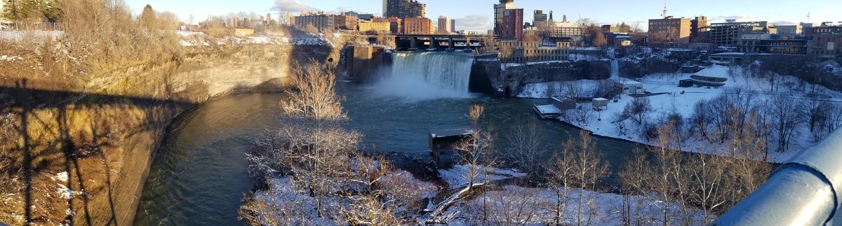 Ok world. Reuben world champion right here. Amazing birthday meal and cool place to eat and get a bit of Rochester history and a cool view. <a href="/GennyBrewHouse/">Genesee Brew House</a> #RochesterNY #beer #reubenchampion