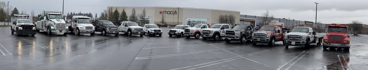 SWWA - Slow-Down/Move Over! We are focusing on this very important reminder. Please keep highway workers safe! When you see lights, move over if possible! Thanks to <a href="/KOINNews/">KOIN News</a> <a href="/KOINdesk/">KOIN Assignment desk</a> for the interview this AM. @wsdot_sw #TeamHWY