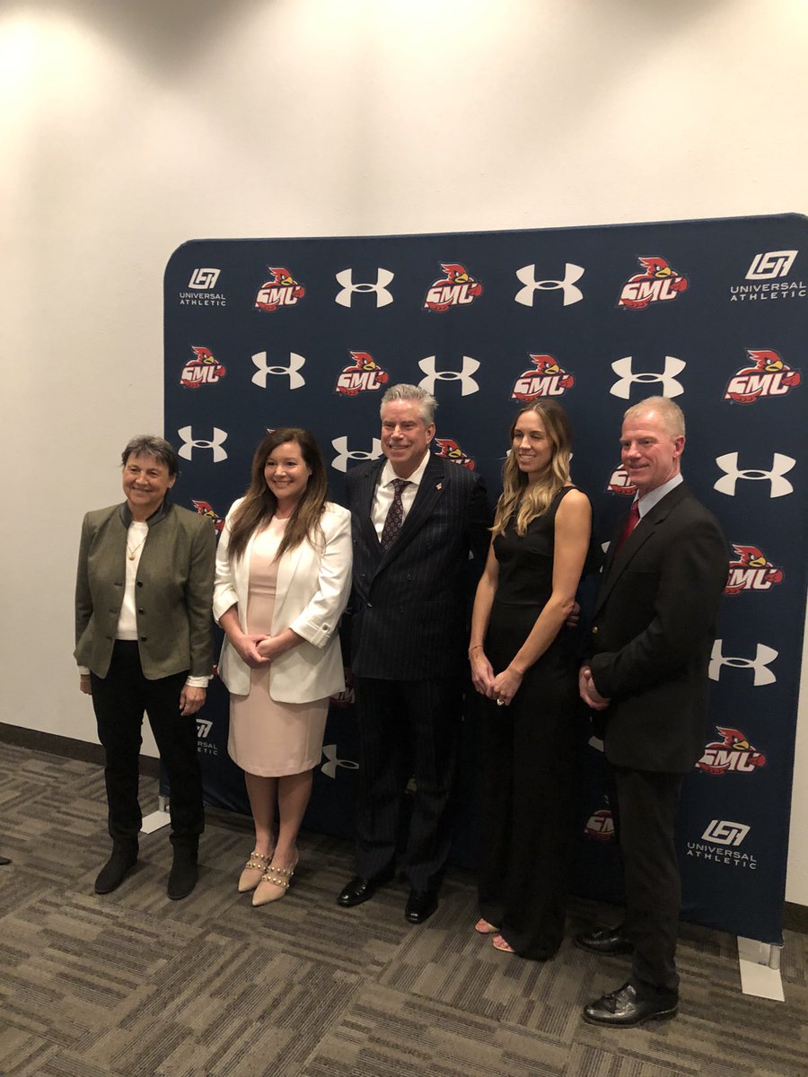 briansisson11's tweet photo. A tremendous evening was had last night at the @smumn Cardinal Excellence Fund Dinner. Congrats again to Hall of Famers Jen, George, Jen, Mark and Bruna on the tremendous accomplishment . Thanks for all who attended and your support @SMUSID #HallofFame #CardinalLegends https://t.co/1Md47Vn009