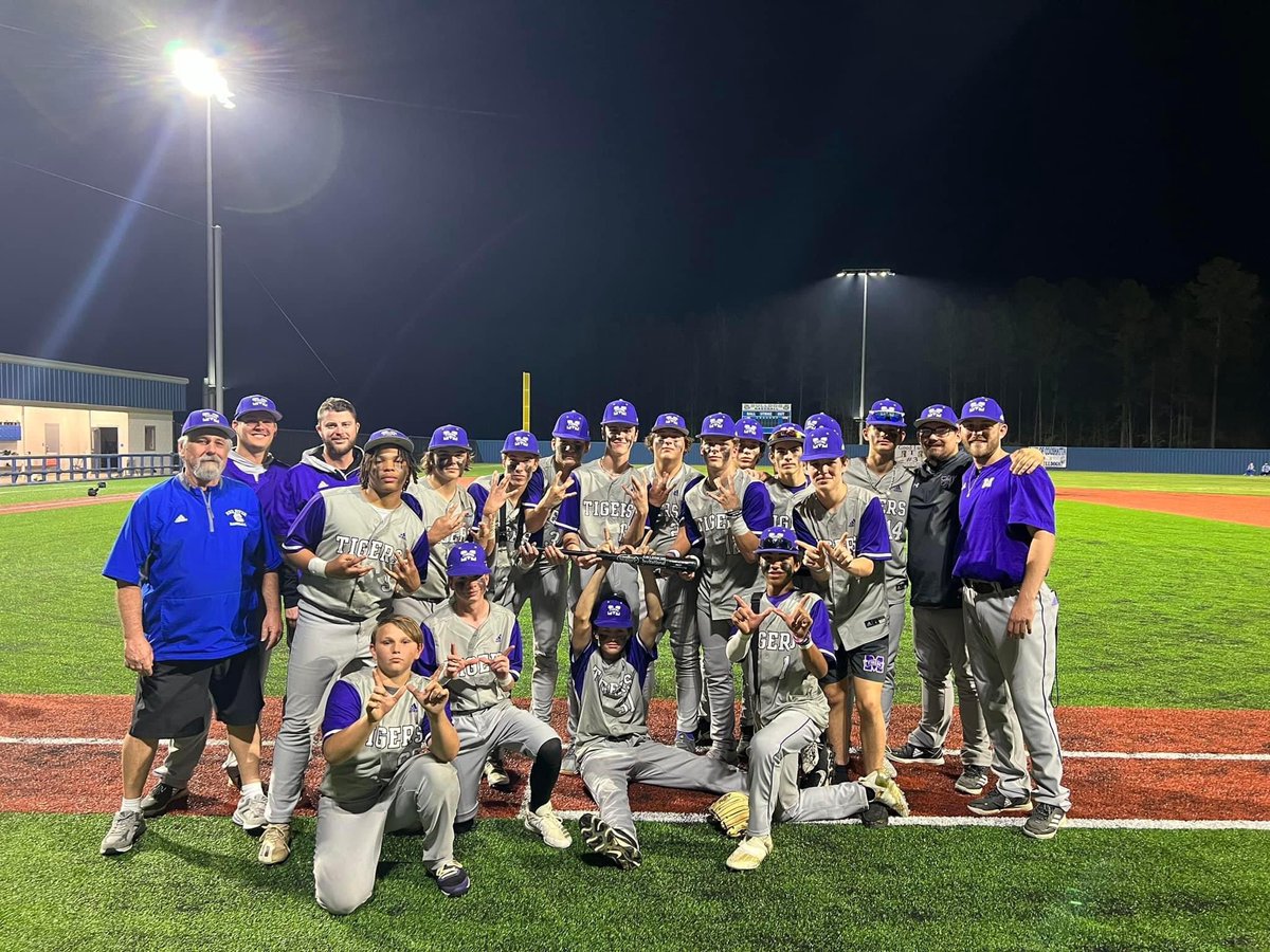 MHS_baseball23's tweet photo. Great day for Tiger baseball yesterday! Tigers go 2-0 to win the Earl Martin Invitational at Red River high school. 
Tigers beat Simsboro 2-1 in 12 innings. Then went on to beat Red River 9-2. 
Great day to be a Tiger! https://t.co/KyTcYqtmLr