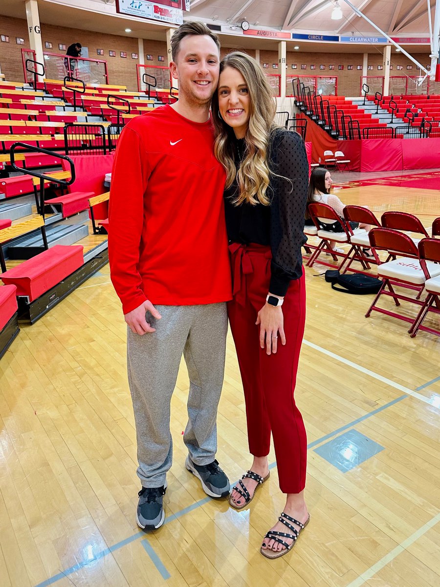 Thank you to my amazing fiancé, for being so unbelievably supportive this season. Every single game, I was able to look up in the stands &amp; see Logan cheering on our team. Following games, he always made an effort to tell players, coaches, &amp; managers - good job!

I am so blessed❤️