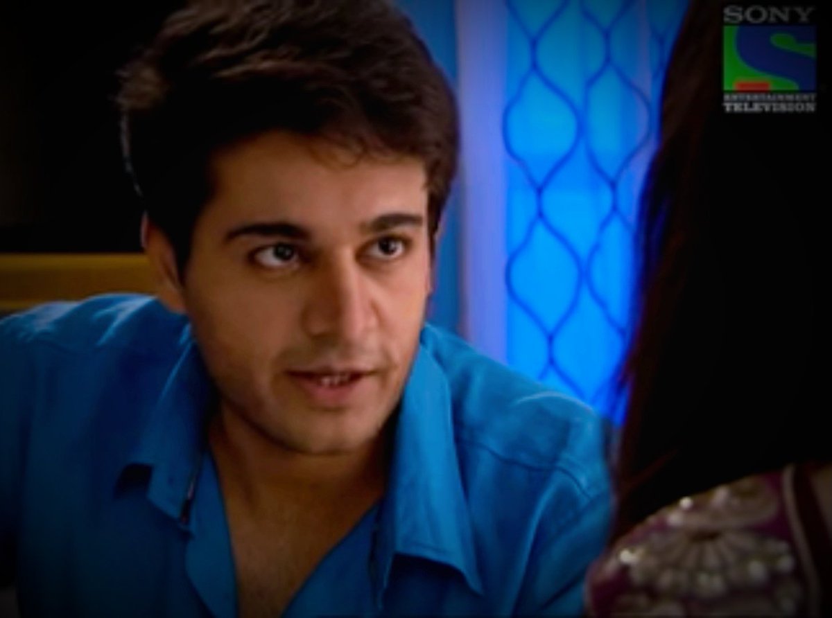 bakudahoe's tweet photo. The fact that he understood she was communicating just coz she felt she HAD to
Made peace with letting a lie stay a lie till she's dealt with her inner turmoil
Nobody's done it like him 🤧
#bhbk #krishvaishnav #krijni https://t.co/jDX4HenZYF
