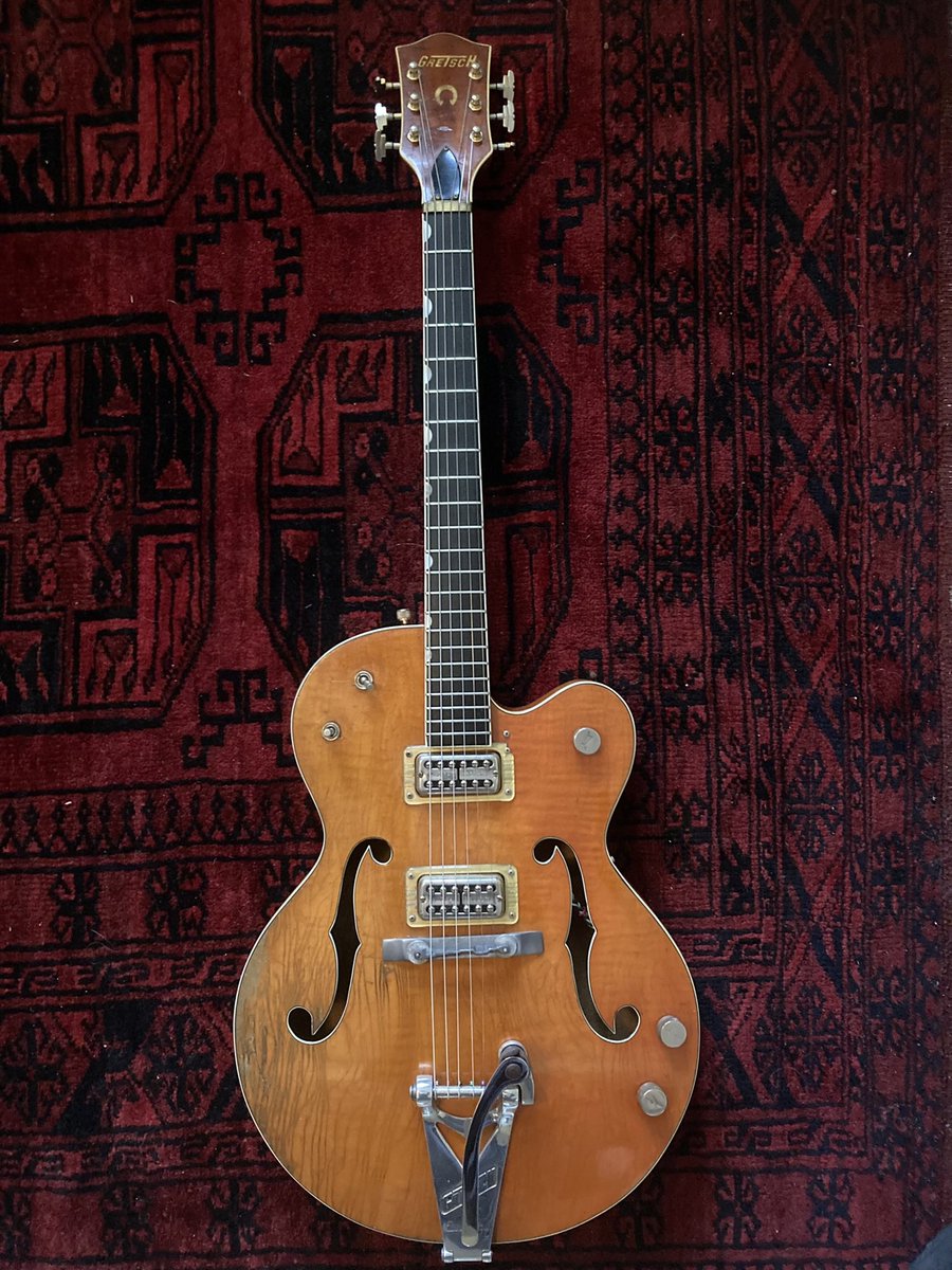 kirkbrandon's tweet image. My ‘61 6120 on which I wrote so many songs…. From the end of Theatre of Hate thru all the Spear  recordings and live work. I retired it as binding started falling off. Still beautiful.