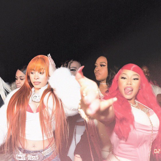 icespicedata's tweet photo. .@NickiMinaj has started following @icespicee_ on Instagram! https://t.co/nbUknZqx3m
