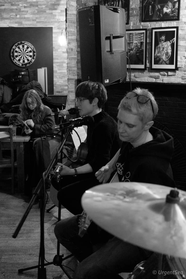 Shortt's Bar Session was DELIGHTFUL on Wednesday. 
Next stop: The Piper, St Leonard's, 06.04 for <a href="/loudwomenclub/">💋 LOUD WOMEN 💋</a>