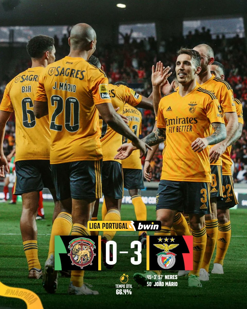 ligaportugal's tweet photo. Águia mete a 𝗢𝗜𝗧𝗔𝗩𝗔 🏎️💨
Passam a 8️⃣ as vitórias consecutivas do SL Benfica na #LigaPortugalbwin 😱
Resumo da partida: https://t.co/A2vDgCj0rr
#NãoPára #CSMSLB https://t.co/0nxFl1ql0V