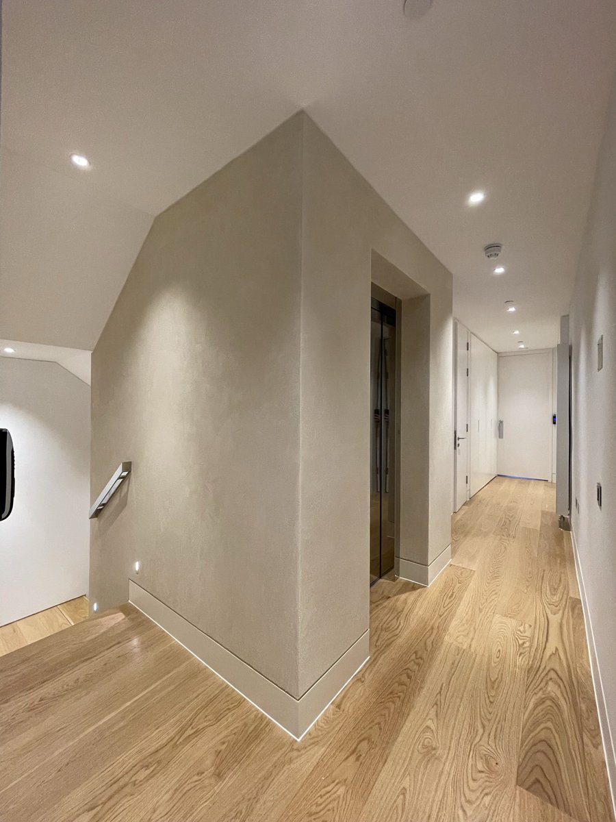 RodanPolishedPl's tweet photo. Marmorino in the heart of Covent Garden https://t.co/tiGfW3dhfG #polishedplaster #venetianplaster #stucco #texture #interiordesign #architecture #london https://t.co/UJhf2Cocmy