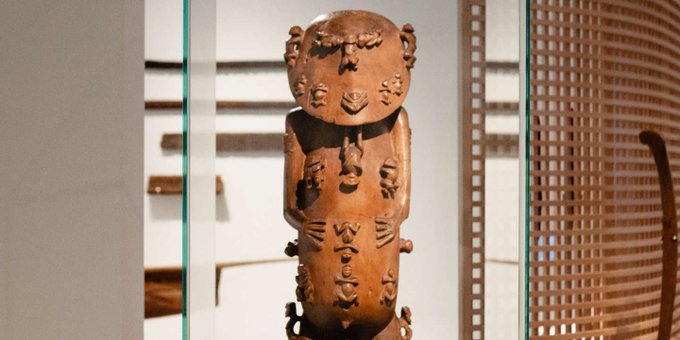 bahiaflaneur's tweet image. #TAHITI 

Le #Musée de Tahiti et des Iles a #rouvert le 4/3/23, après 5 ans de travaux.
Avec la statue (1 m de haut) du dieu A’a, prêtée par le British Museum pour au moins 3 ans.
Elle avait été présentée à l’Exposition universelle de Paris en 1867.

En 200 ans, elle n'était