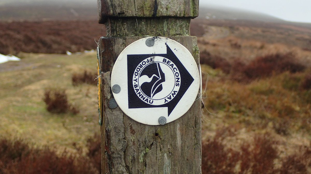 OllyPJ's tweet photo. A full day in the #BlackMountains, following the #BeaconsWay between Llanthony and Crug Mawr.

@BMLUP
@BeaconsPhotos
@VisitBeacons https://t.co/xTuWUsRffm