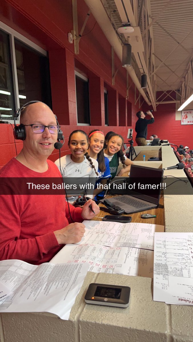 LadyRedBasketb3's tweet photo. Congratulations to these 3 for being selected for All WAC Awards! @Contreras_hai first team and @RylieHallman @HallKeyona second team! We’re proud of you and our season!!! #LadyRed❤️🏀 #Humble #Hungry #GISE #Be11 @LiberalRedskins https://t.co/bGOKDi0tDu