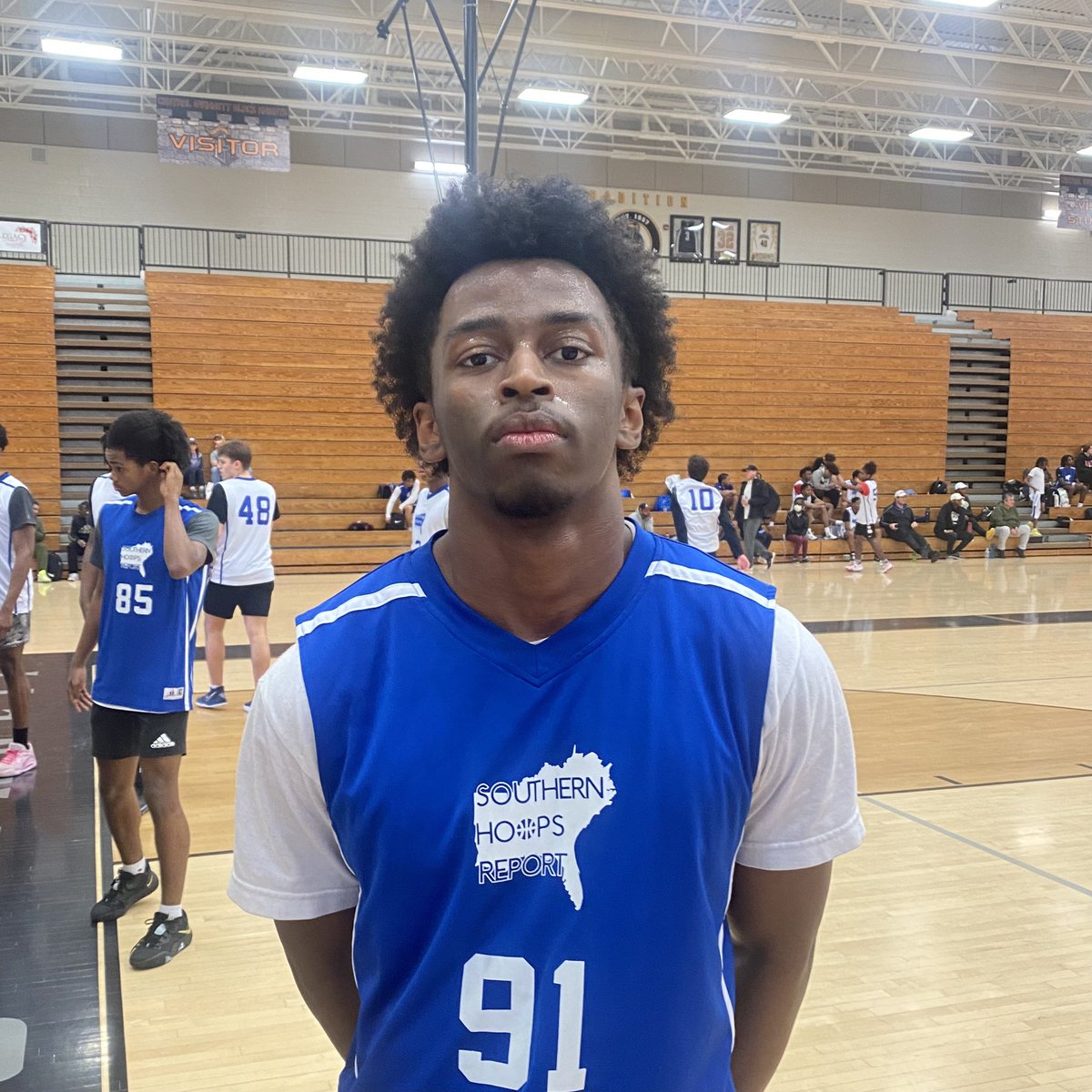 BJ Djibo is having a solid day, scoring and rebounding it well. He’s added some muscle to his frame in one year at MGP and is looking a lot stronger on the drive. 

#SHReportShowcase