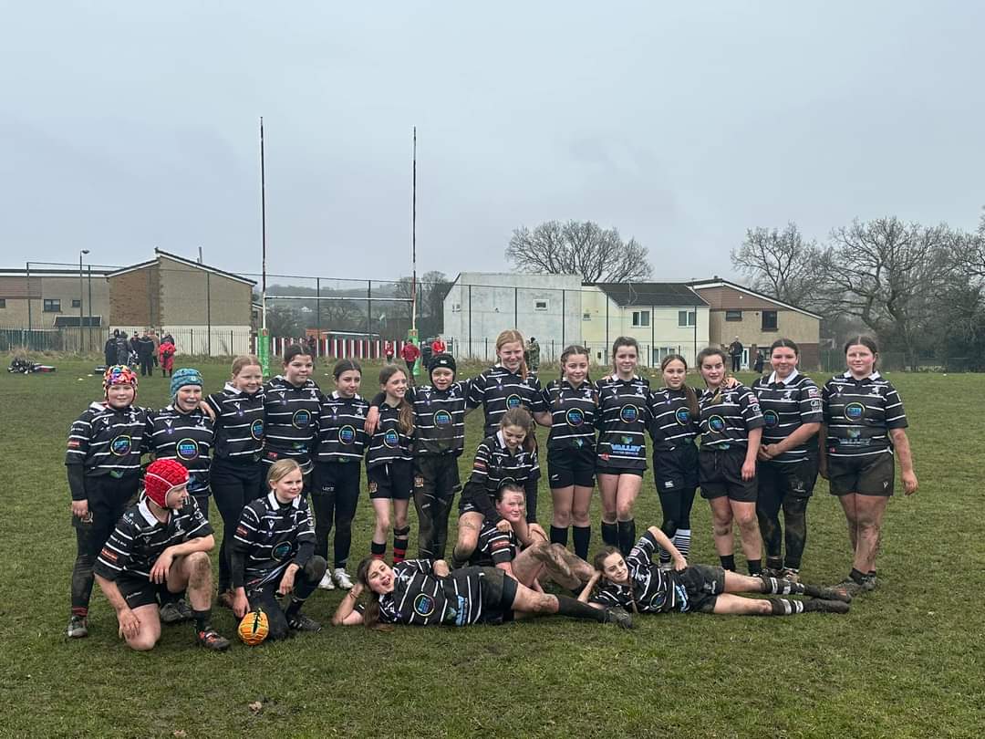 ryanbomber's tweet photo. Great advertisement for age grade girls rugby on show this afternoon. 2 unbeaten teams clashed at @NelsonBelles . As both had perfect records someones had to go. This time it was Nelson who came out on top 36-0 @OgwrHawks @AshleighJones12 @CleoHardyWRU @WRU_Community https://t.co/XUL3y6XKE3