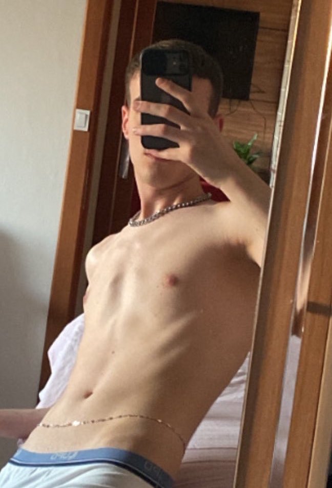 guímola tweet media