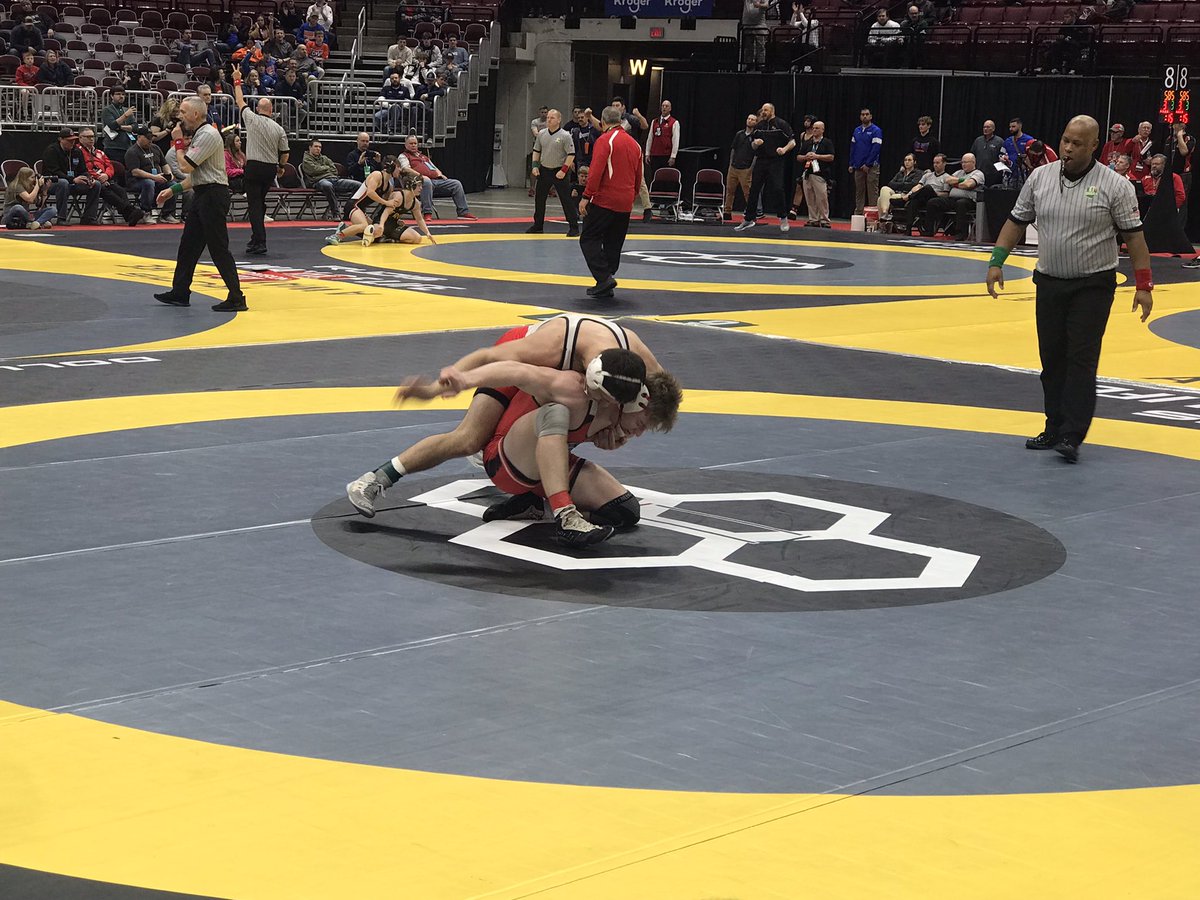 StarkMediaTeam's tweet photo. Kaiden Haines takes 3rd at State @minervawrestle 👏

Batson from @GlenoakWrestle1 takes 4th

Congrats to All our Area Placers…Great Work..has been a fun ride covering you!

#StarkMedia 🔨
@GO_GoldenEagles @lions_minerva @TheSchott @the_rudis @OhioState https://t.co/zvCwrv7HAx