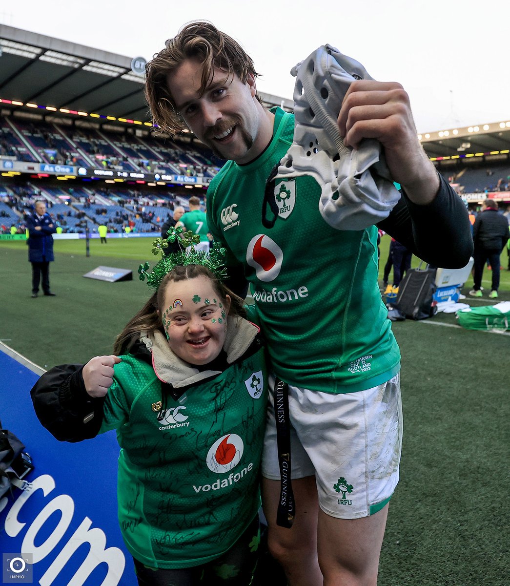 'Your Biggest Fan!' 

Mack Hansen celebrates today's @IrishRugby win in Scotland with Jennifer Malone! (📸 @DanSheridan2012) #SCOvIRE