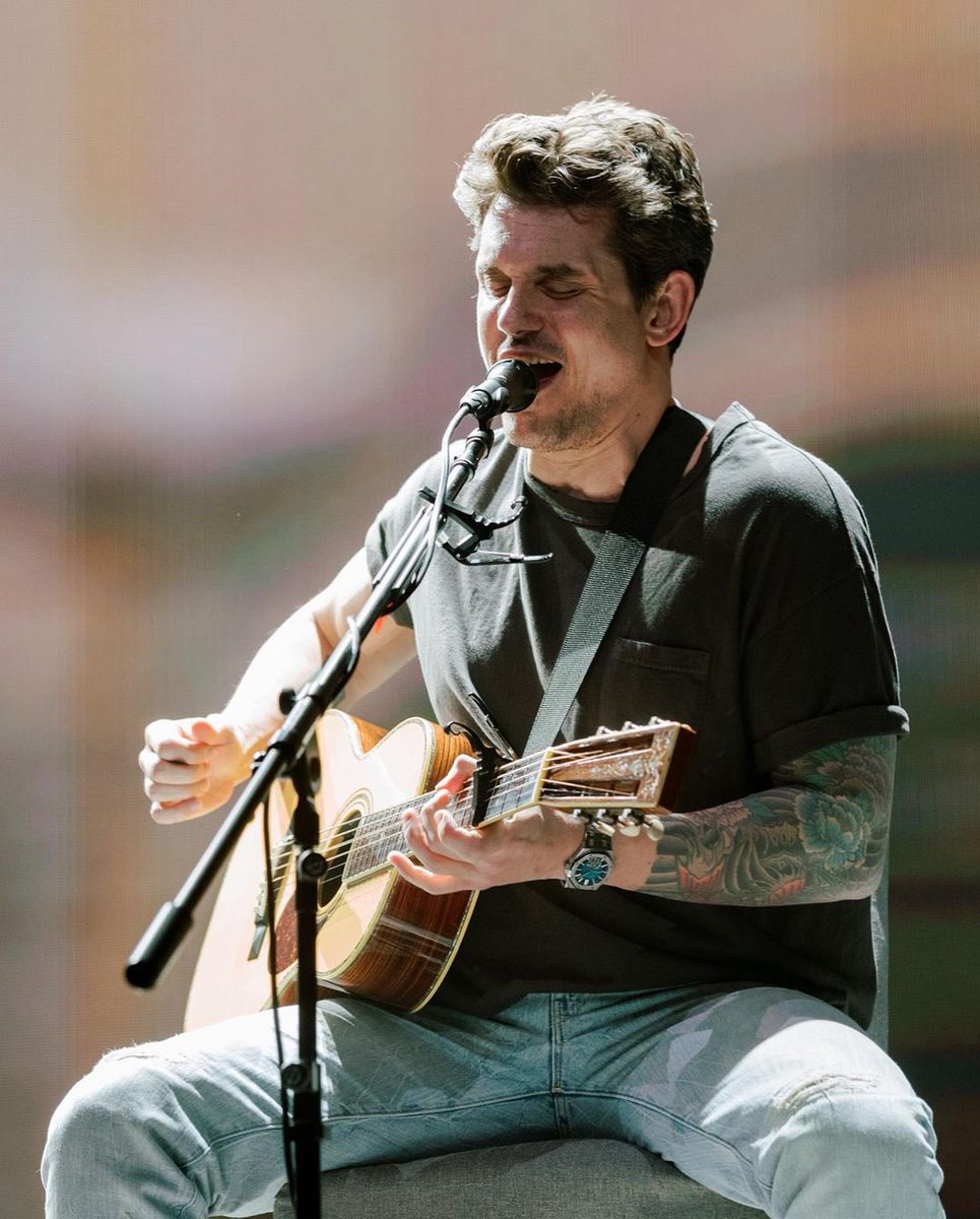 JohnMayerUSA's tweet photo. John Mayer at Prudential Center
📍 Newark, NJ (Mar. 11, 2023)
📷 @lauraersoy https://t.co/aw4h0WS70W #JohnMayerSoloTour https://t.co/CRRxdUZZoH
