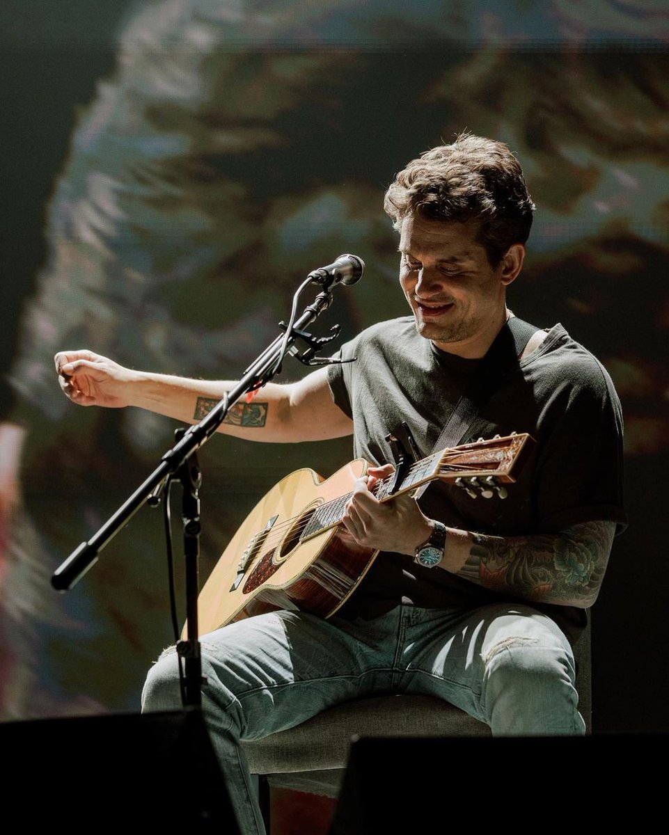 JohnMayerUSA's tweet photo. John Mayer at Prudential Center
📍 Newark, NJ (Mar. 11, 2023)
📷 @lauraersoy https://t.co/aw4h0WS70W #JohnMayerSoloTour https://t.co/CRRxdUZZoH