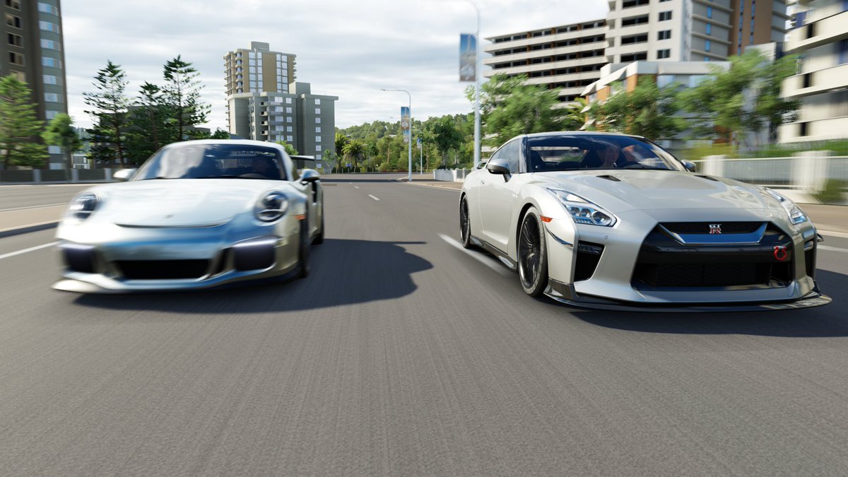 MuazQamar16's tweet photo. Nissan GT-R Vs Porsche 911 😍☺️❤️👍
#ForzaHorizon1 #ForzaHorizon2 #ForzaHorizon3 #ForzaHorizon4 #ForzaHorizon5 @WeArePlayground #VirtualPhotography #PhotoMode #Xbox #XboxSeriesX #VirtualPhotoTop #ForzaShare https://t.co/834khMQrAE