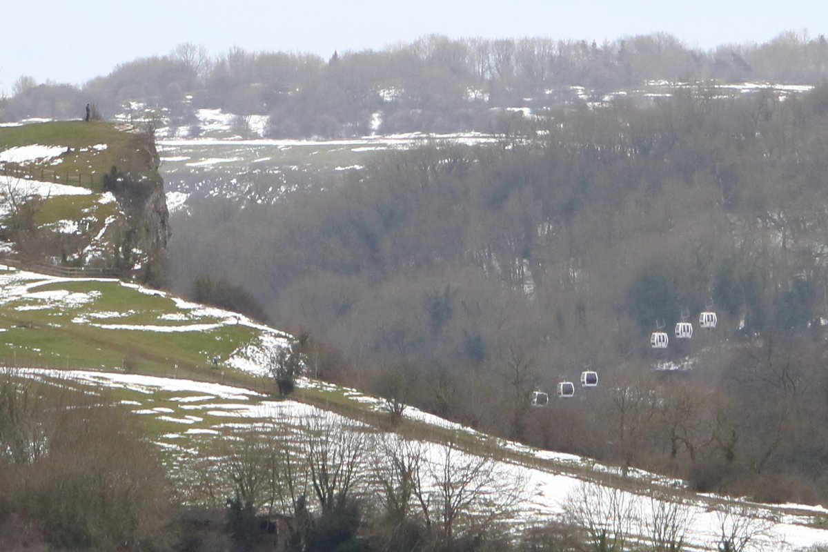 chriscookman1's tweet photo. As the snow melts

#snow #snowhour #matlock #canon750d #trees #castle #flag #countyhall #heightsofabraham https://t.co/53aSjidudb