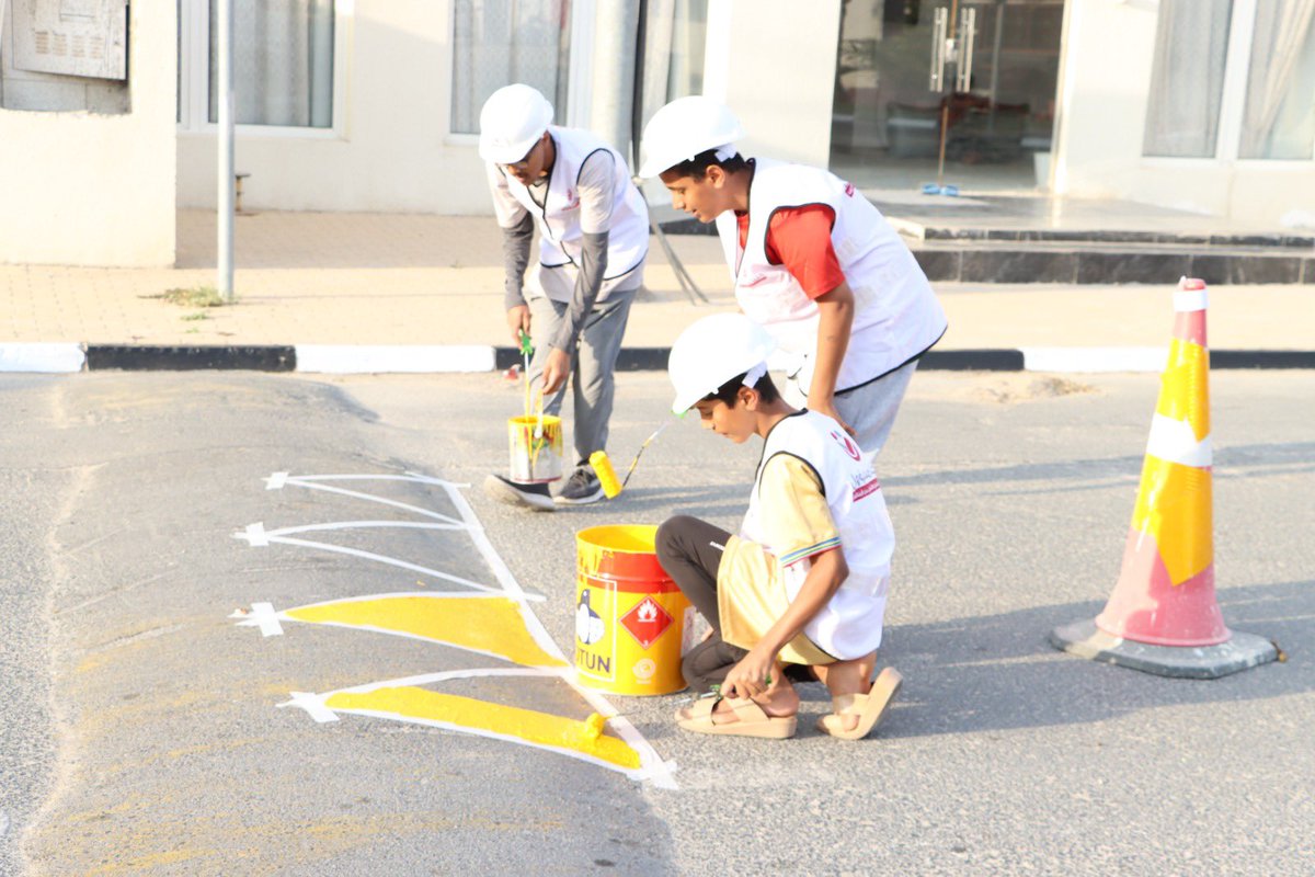 من المعسكر الخدمي الذي بدا اليوم بمركز شباب الحميلية