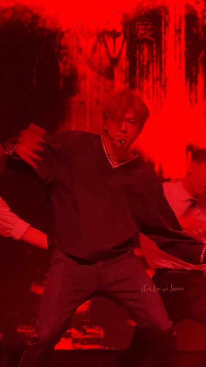 stella_w_here_'s tweet photo. ·Hi Lucifer
#KangDaniel #FirstParadeinHouston
@konnect_danielk https://t.co/pJ1q7RRTHK