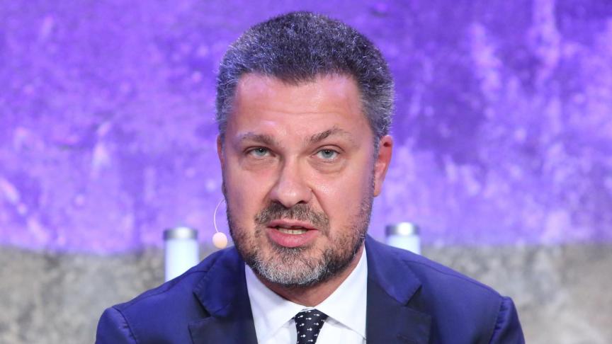 LouisColart's tweet photo. #Qatargate: le patron des syndicats, Luca Visentini, désavoué sur fond de rapports accablants  https://t.co/wbPKP0IOvM notre éclairage avec @joelmatriche #CorruptionEurope https://t.co/KMYvbpEAiT