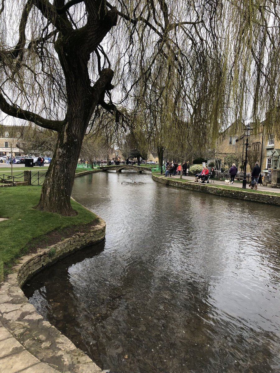 jadeallen17's tweet photo. Arrived in The Cotswolds to celebrate Asher turning 4 tomorrow. 🎂🎈🐶 #onlyturnfouronce https://t.co/ewgVzU8d0e