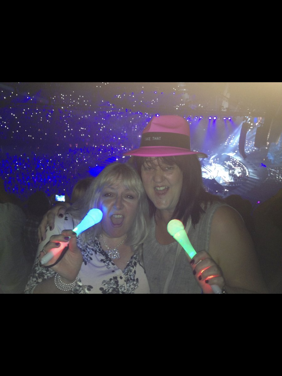 doughty51's tweet photo. @takethat Loved the hats and microphones too 💕 https://t.co/vpGAP3KoS0
