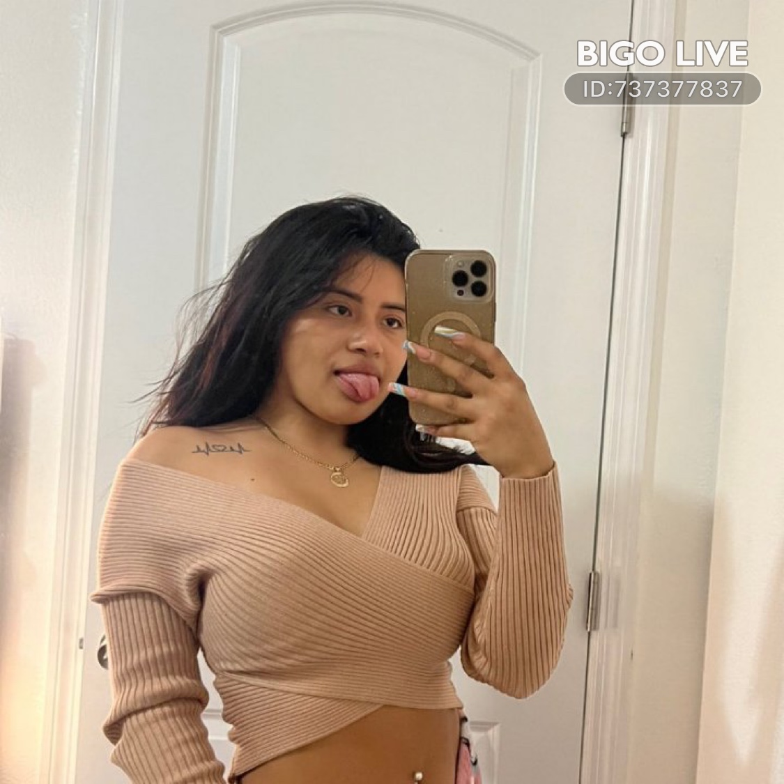 jrearich90's tweet photo. Come and check the katerrinnevesque's profile in #BIGOLIVE!
https://t.co/klpJ0uv8oO https://t.co/Yr4QuLxVmS